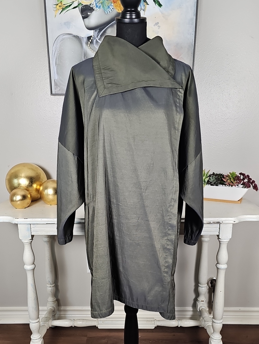 🎭 Maralyce Ferree VTG Iridescent Olive Green Asymmetric Funnel Neck Jacket OS